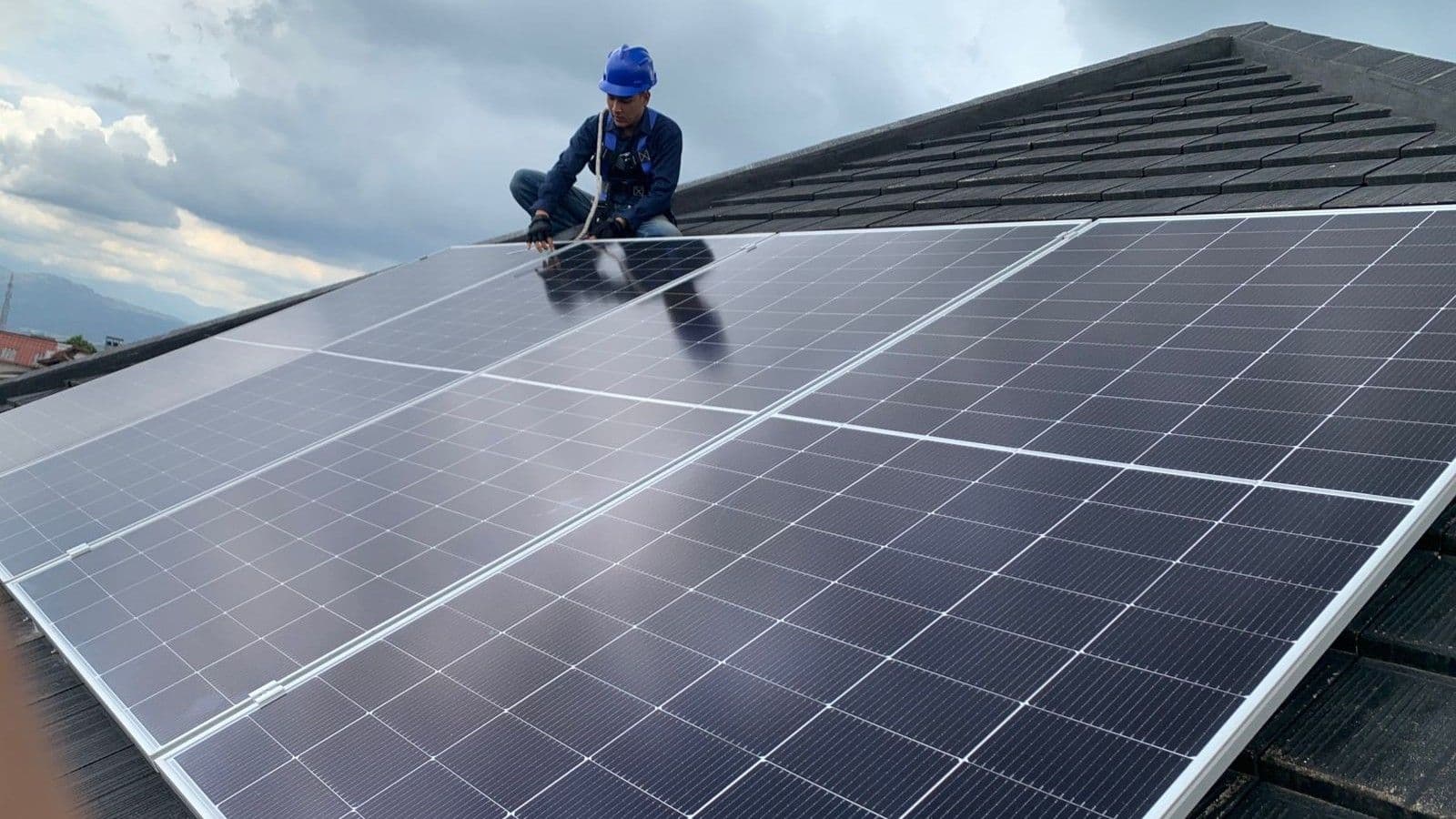 Energi Surya Modern untuk Kopo: Batari Energy Hadirkan Solusi Hemat Listrik